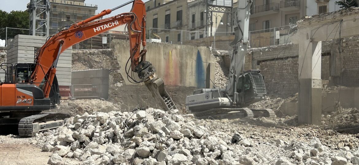 Indeco’s demolition equipment